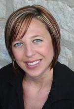 Real Estate Agent Deena Robinson