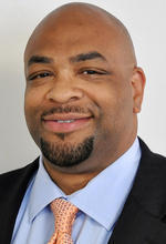 Real Estate Agent Darryl Threat